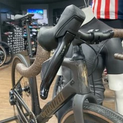 Kit Cadre Gravel Specialized Diverge Satin Orange Tint/Spectraflair 2022 14 Kit Cadre Gravel Specialized Diverge Satin Orange Tint/Spectraflair 2022 -Vélos Soldes B44EBB65 1DDF 4ECF 8457 8938C90C1872 scaled 1