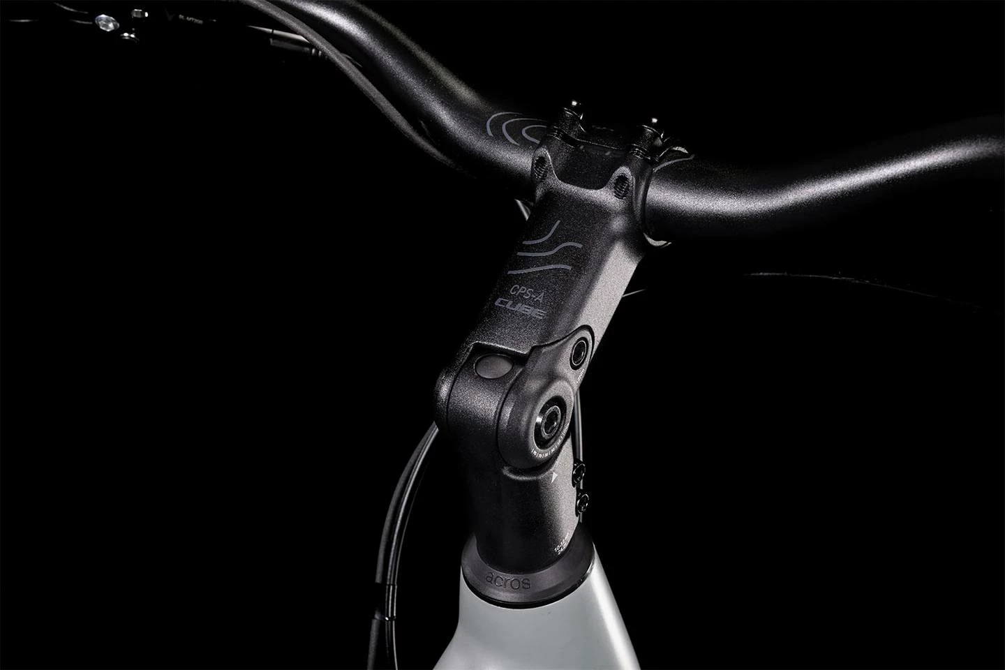 CUBE SUPREME HYBRID ONE 400 2022 - Monvelo.com 7 CUBE SUPREME HYBRID ONE 400 2022 - Monvelo.com – Image 5